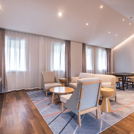 Holiday Inn Express Guizhou Qinglong By Ihg מראה חיצוני תמונה
